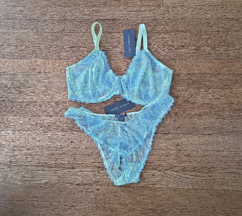 💙SET Savage X Fenty Pastel Yellow and Light Blue Lace Bralette & Bikini